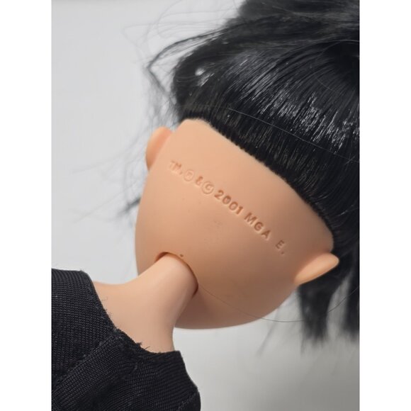 Bratz Behind the Scene Fashion Doll Amelie Haute Couture- BROKEN FINGERS READ - Picture 10 of 16